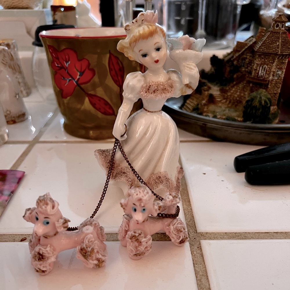 Vintage 19502 lefton girl walking poodles